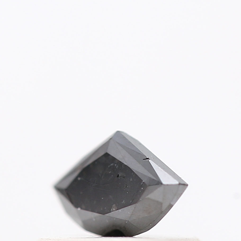 0.32 Ct Natural Black Half Moon Loose Diamond for Jewelery
